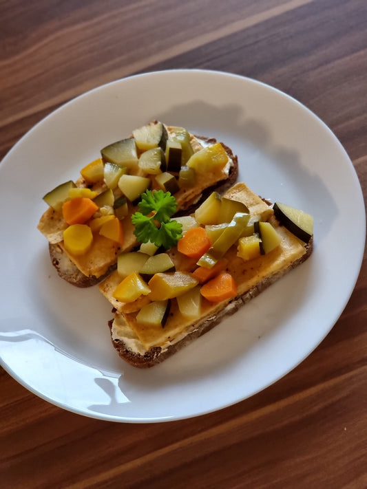 Tofu-Schwarzbrot deluxe