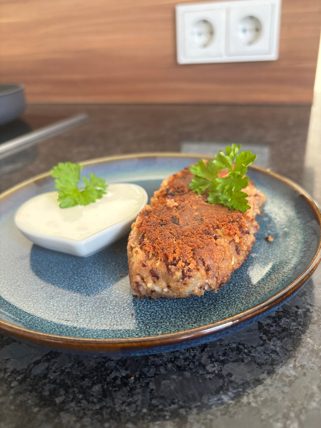 Tofu-Laibchen gefüllt mit Käse